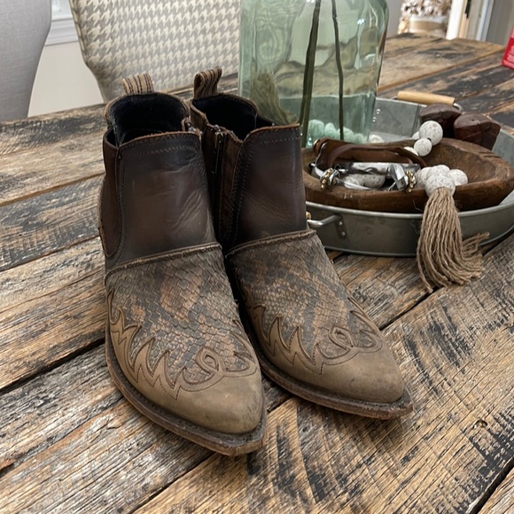 Liberty Black Python Booties - Picture 1 of 3